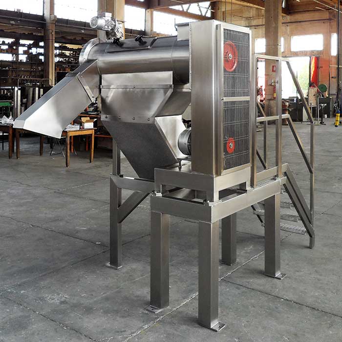 Pitting machines for fermented olives