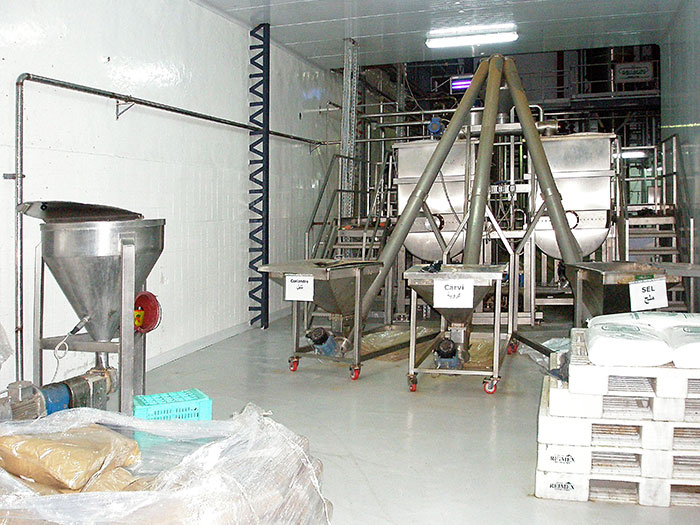 Harissa sauce production systems